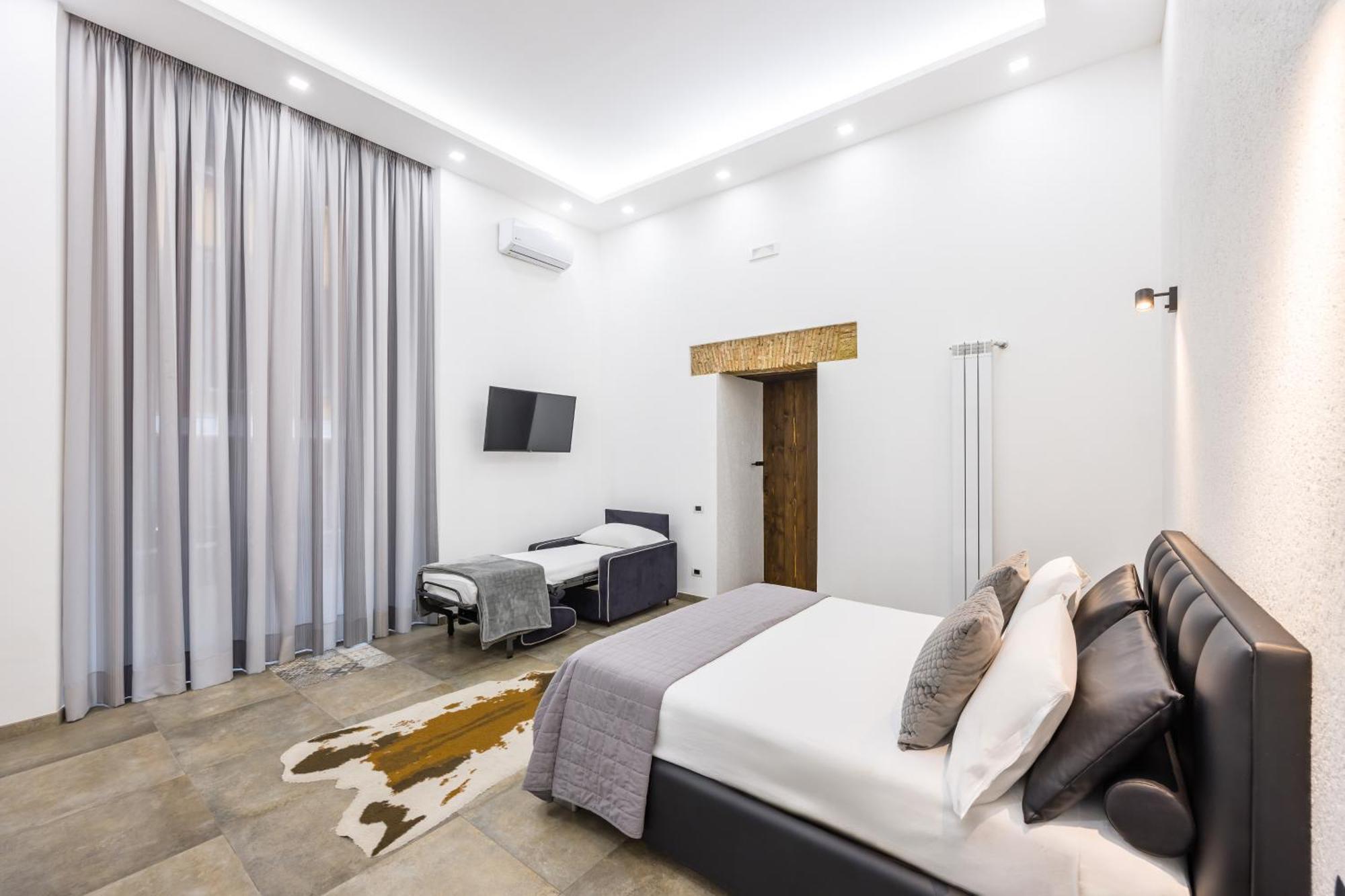 Palazzo Mormando - Industrial Apartment Napoli Bagian luar foto