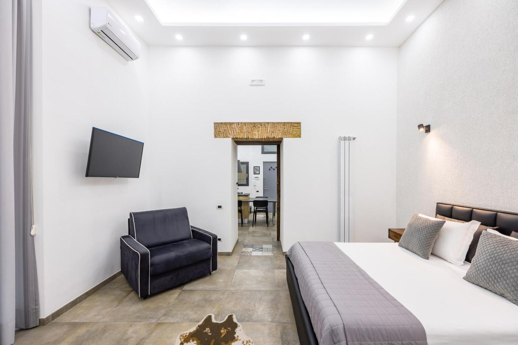 Palazzo Mormando - Industrial Apartment Napoli Bagian luar foto